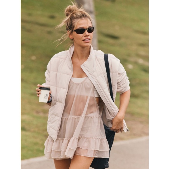 FP Movement Pippa Packable Puffer Jacket Coat Free People Tofu Sz Medium New NWT - Picture 2 of 10